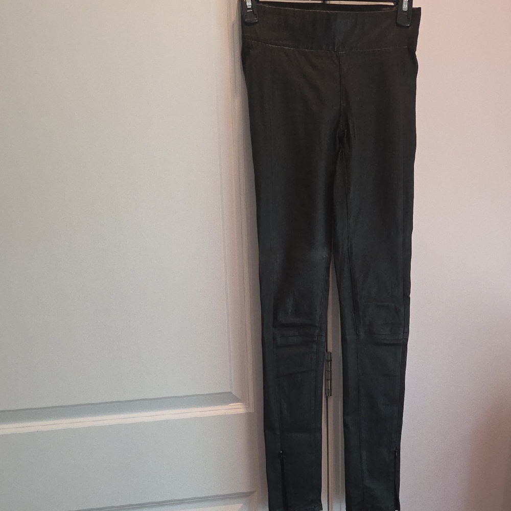 Women's Black Jeans